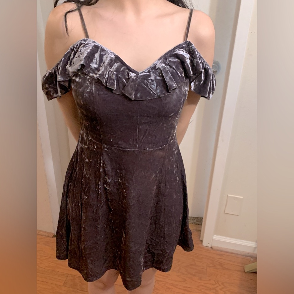 Velvet American Eagle Grey Dress
